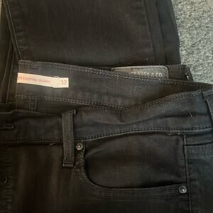 Levi’s 311 Shaping Skinny Womens Size 32 waist black